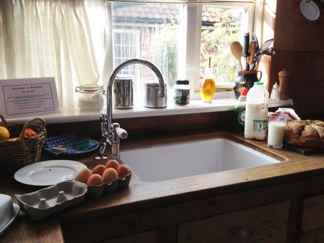 i got back to the cottage about an hour later and made myself a nice breakfast