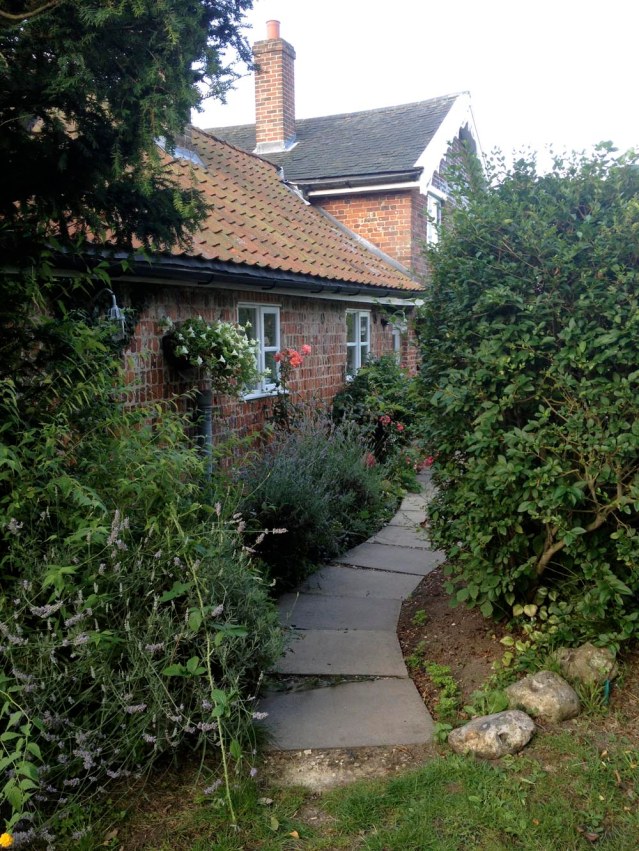 i also discovered a little path behind my cottage