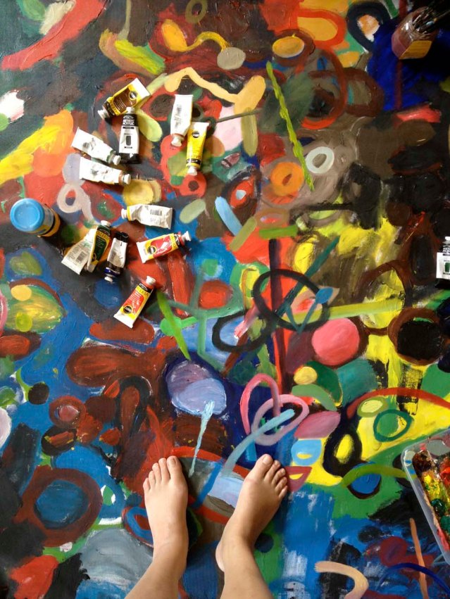 this represents the dissonance in my head right now. if only i were the sort of artist who uses the phrase 'this represents'