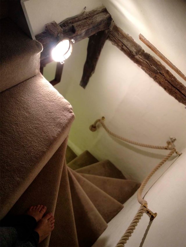 navigating the steep steps. i often dream about stairs like these. the dreams are never pleasant and i have to say these stairs were a challenge. but as i keep saying, it really is all part of the fun