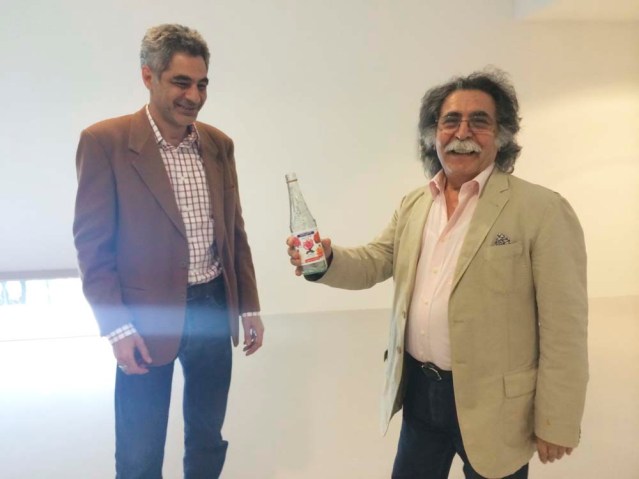 dia azzawi and the bottle that didn't make it