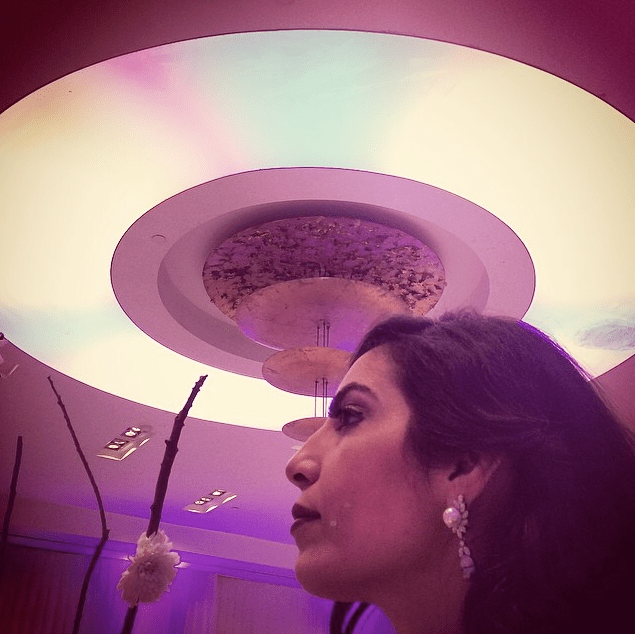 y and the flying saucer