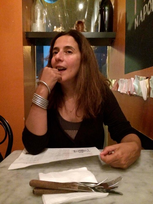 reem orders a vegetarian