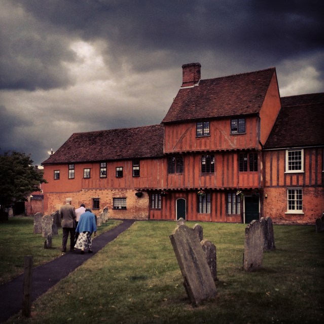 i love graveyards. i feel most at peace here. this building is right across from the church