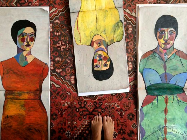 must have the footsies