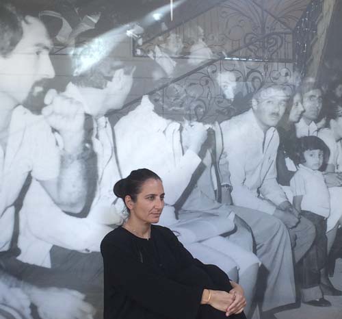 me, mo and the world's largest family photo