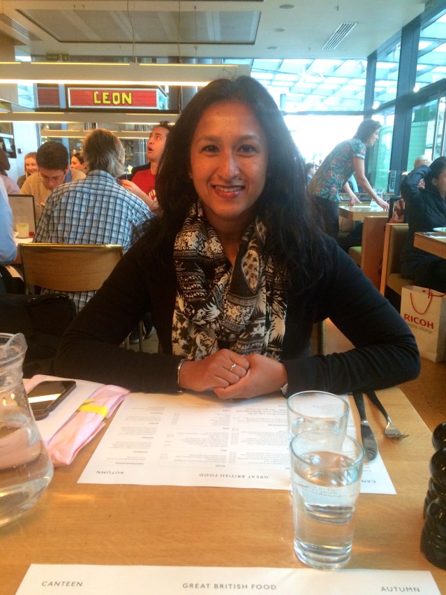 yesterday afternoon i spent a lovely afternoon with my friend ayesha. funny enough, we met in shoreditch, which i had no idea we were doing because i only know london subterraneously and was shocked to see some of the landmarks from a couple nights ago!