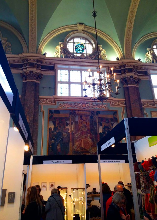 after a relief-filled non-eventful morning with t and the girls at the skating rink, i met up with sarah at the contemporary crafts & design fair in chelsea