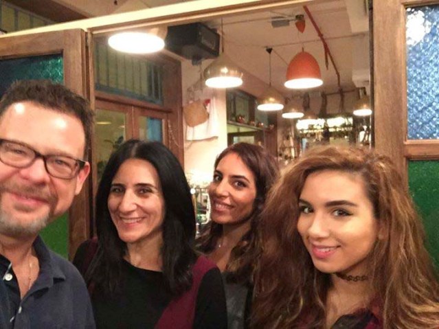 the day david arrives for a quickie 36 hour visit, my sister, daughter and i whisk him off to mubarakiya