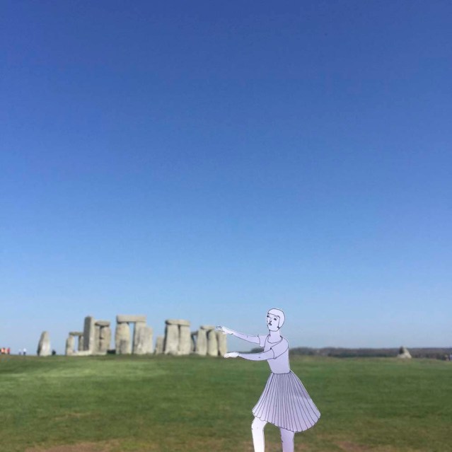 she does the requisite 'perspective' photograph