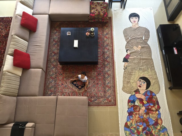 since he's amenable (well, he doesn't have much of a choice), i photograph him with my traveling tap