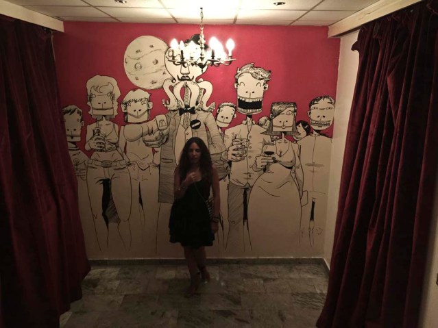 i love red velvet curtains but i don't think i'd ever have them in my home