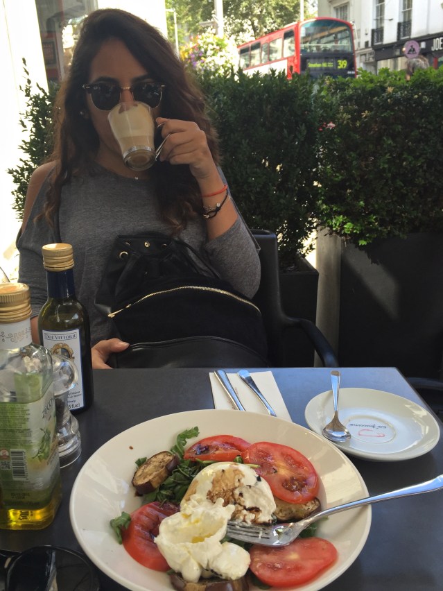 after a customary trip to green and stones and a light lunch we head to the saatchi gallery for the start art fair