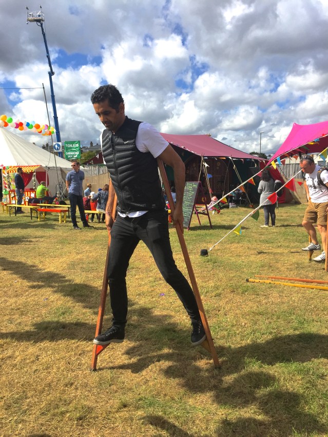 tareq. all seven foot three of him