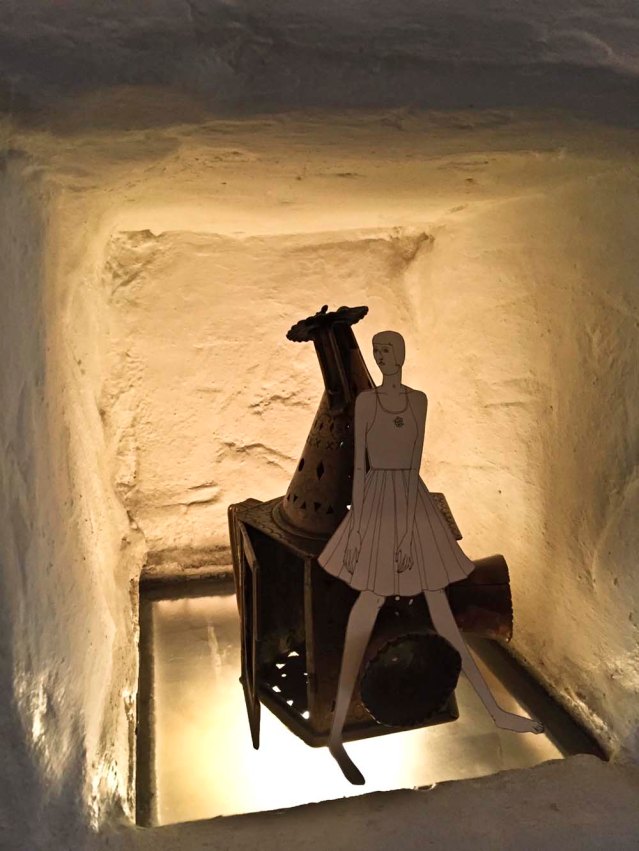 she straddles a lamp